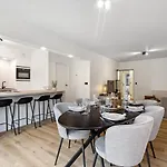Fantastic And Centrally Located Appartement Ostende