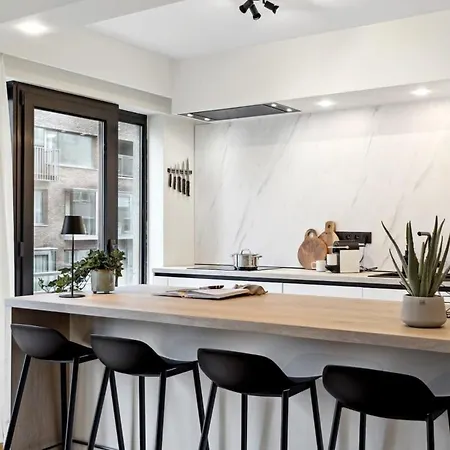 Fantastic And Centrally Located شقة